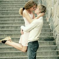 ___Alone153665077头像