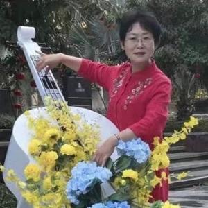 妞子奶奶头像