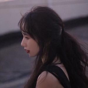 韩语老师磕磕 头像