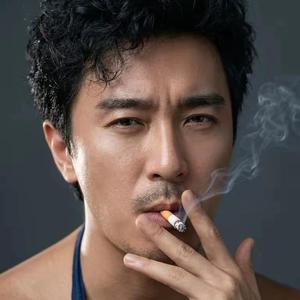 今晚打老虎 头像