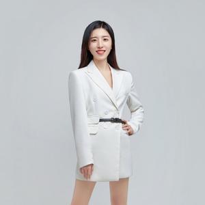 主持人潇予 头像