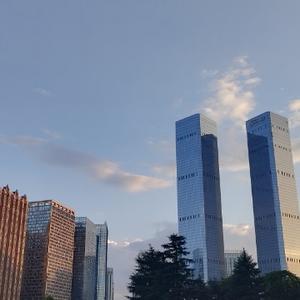 魔法师莎啦啦 头像