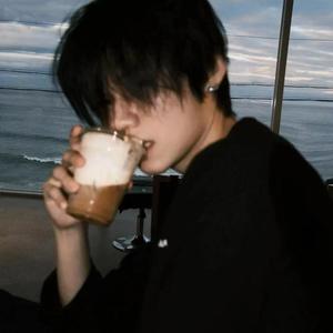 江风夜雨听笛 头像