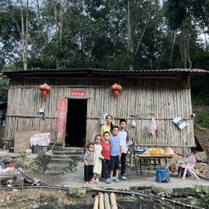 三妹铭凯记录生活 头像