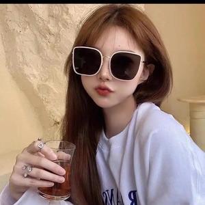 暖一杯茶颜悦色 头像