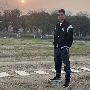 奋斗青年小明 头像