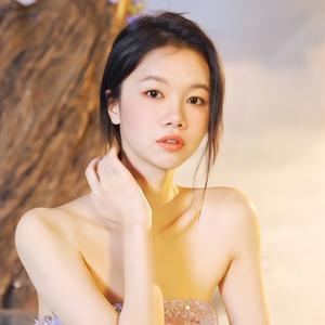 月光下肆无忌惮的浅笑 头像