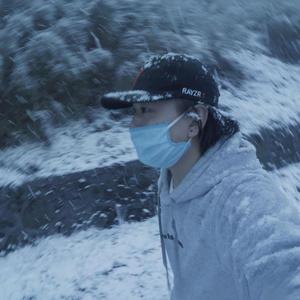 谢某人片场日记 头像