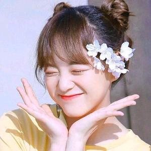 巷口轻遇芬芳 头像