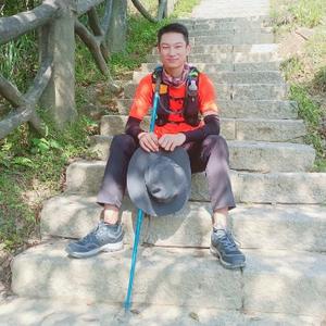 彭YuMeng 头像