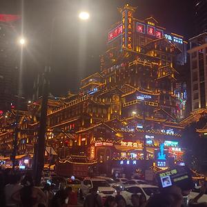 邓大哥望远镜 头像