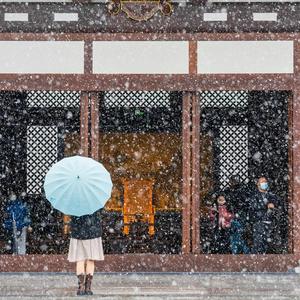 看人间烟雨头像