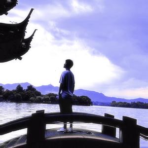唔染 头像