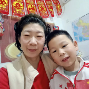 吴丽娜 头像