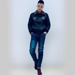 黄小纯人间烟火 头像