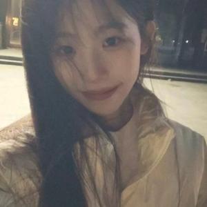 纸飞机yy 头像
