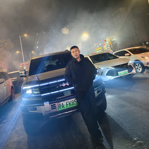 银川种草莓的王同学 头像