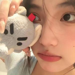 一两点春枝 头像