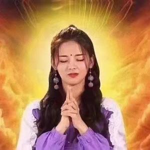 樱桃大嘴123 头像