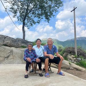 沂蒙山老丁 头像