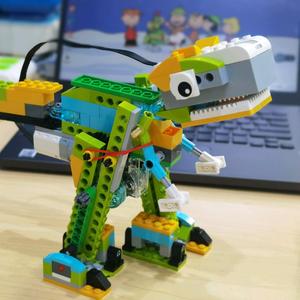 CC老师玩乐高 头像