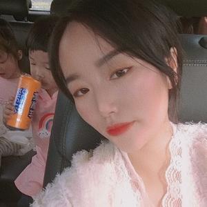 小默爱吃饭 头像