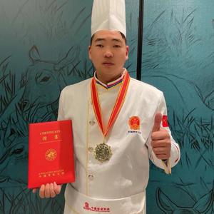 Tan921230 头像