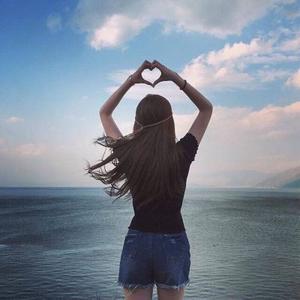 纯爱艺术家 头像