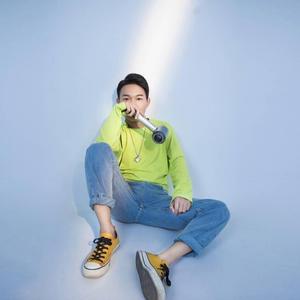 风格发型设计师刘飞 头像