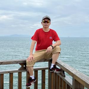 故乡的云ZYH 头像