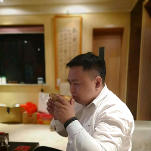 69哥在越南 头像