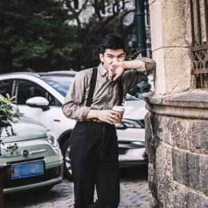跟我说的九块九 头像