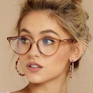 华为眼镜哥 头像