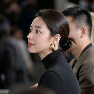 贰龙贰小姐影视 头像