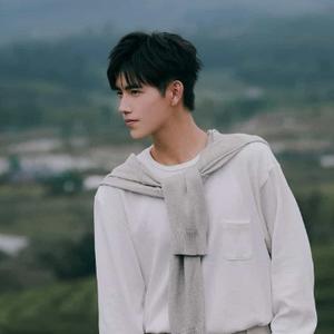 上进西柚re 头像