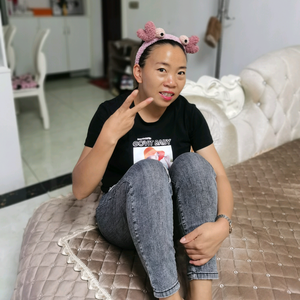 博学多才的蔬菜妹子