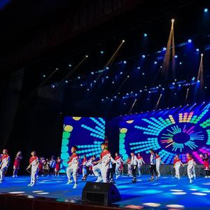 教跳绳的绍达 头像