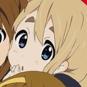 云顶莓莓🍓 头像