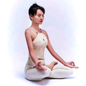荔枝yoga 头像