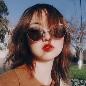 芭蕾舞校的海莉 头像