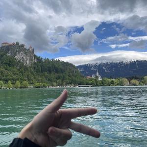 烧开的凉水 头像