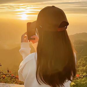 阿鱼鱼鱼鱼～ 头像