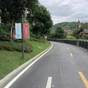 玉树临风的君宝
