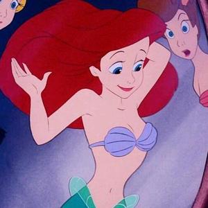 Scarlett淮河 头像