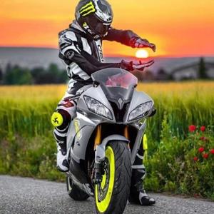 不惑在努力 头像