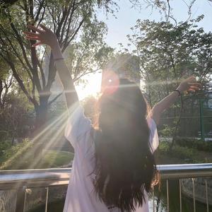 、予你远方 头像