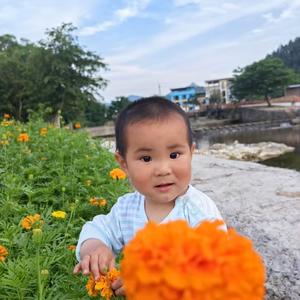 百益桑拿鸡三少聊餐饮 头像