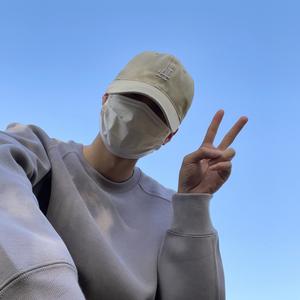 长腿叔叔的烦恼 头像