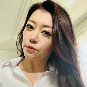 绝命女司机 头像