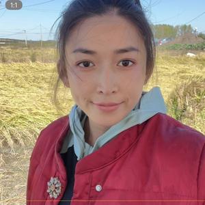裴多多 头像